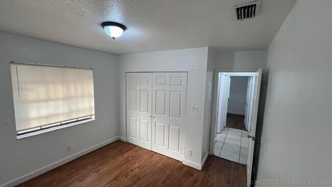 Building Photo - 2421 NW 8th Pl