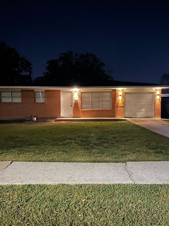 Building Photo - 4322 Tavenor Ln