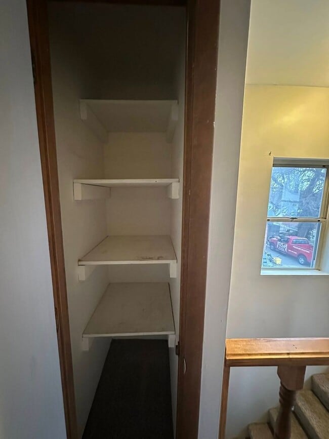 Building Photo - Beautiful newly remodeled 2 bed - 2 full baths!!!