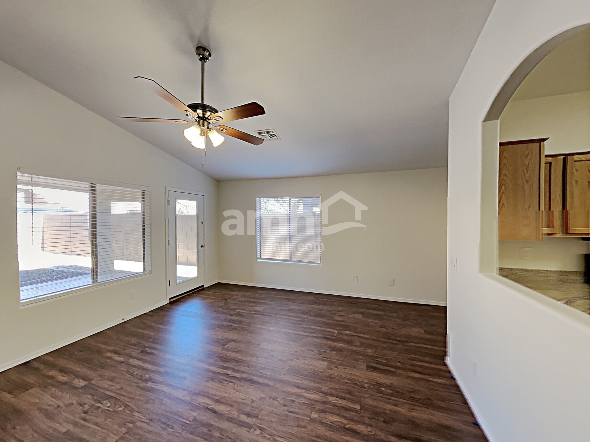 Building Photo - 12584 W Clarendon Ave