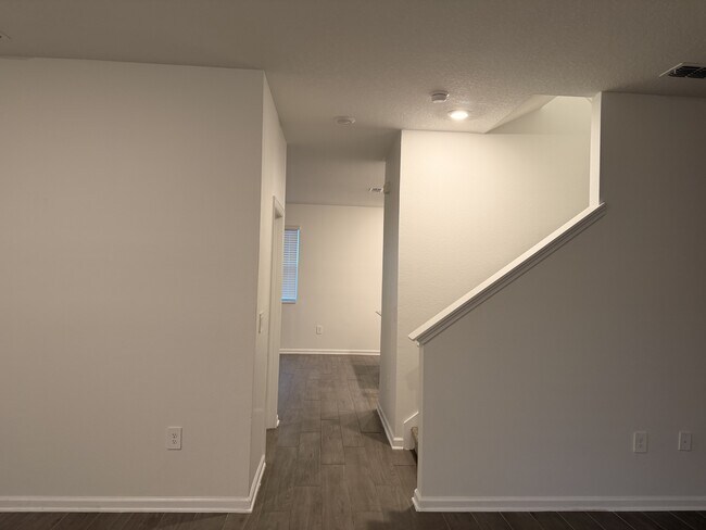 Building Photo - 1687 Contentment Lp