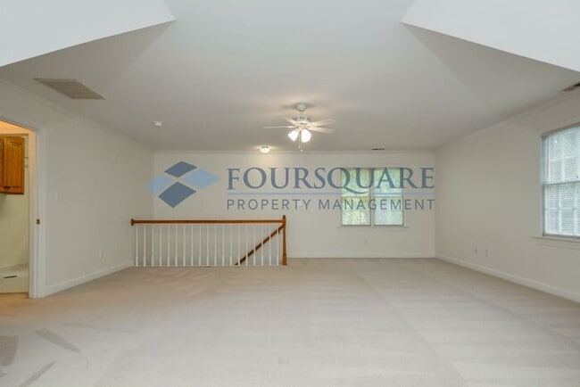 Building Photo - Spacious 4-Bed Custom Home with Bonus Room...