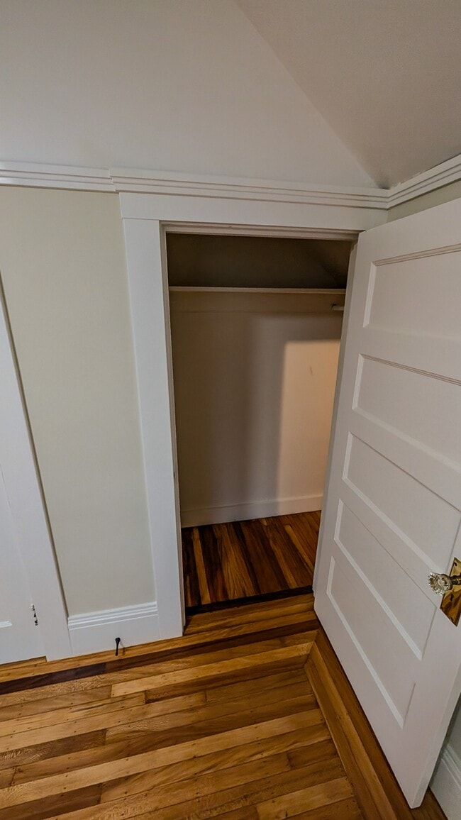 Building Photo - 32 Danvers St