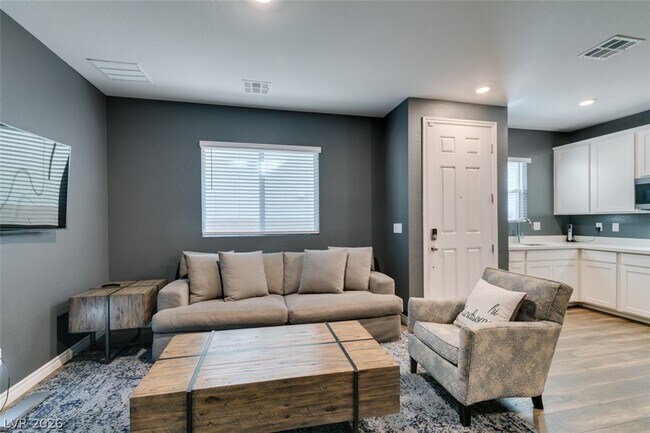 Building Photo - 4432 Mural Glen Ct