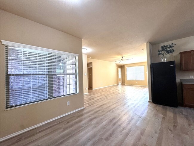 Building Photo - 822 Katydid Ct