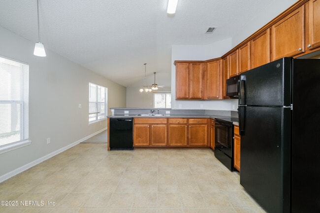 Building Photo - 96015 Coral Reef Rd