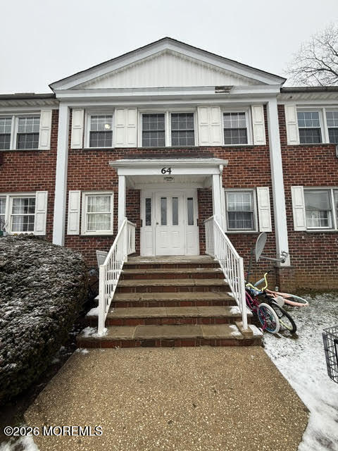 Building Photo - 64 Stonehurst Blvd