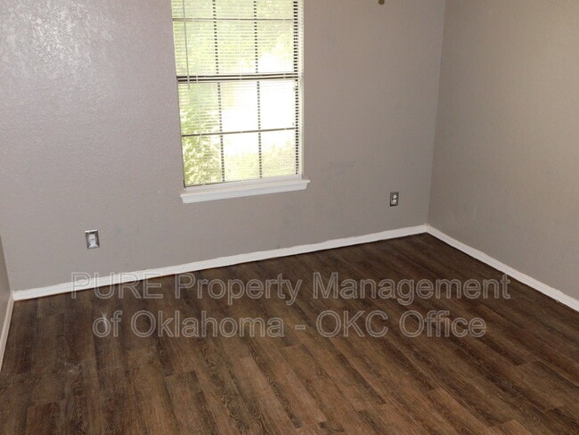 Building Photo - 912 NW 172nd St