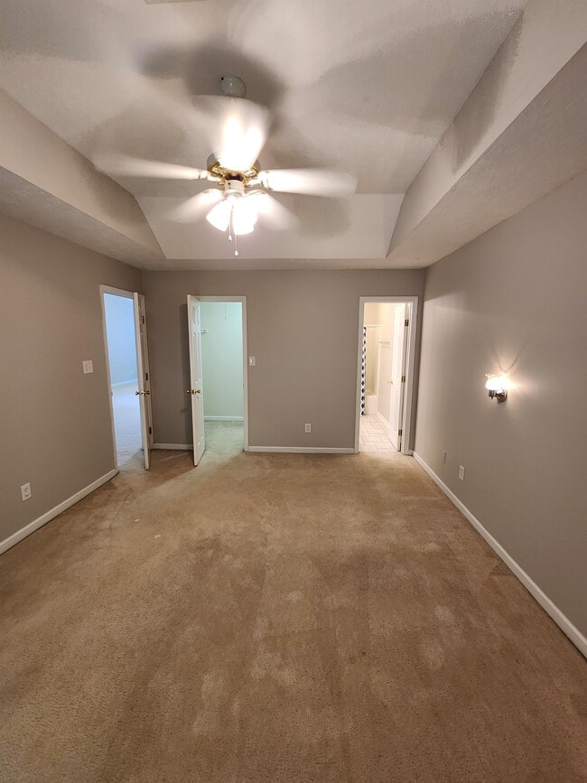 Building Photo - 501 Laurel Pl