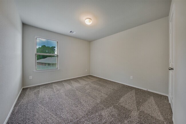 Building Photo - 5423 Briarstone Ridge Ln