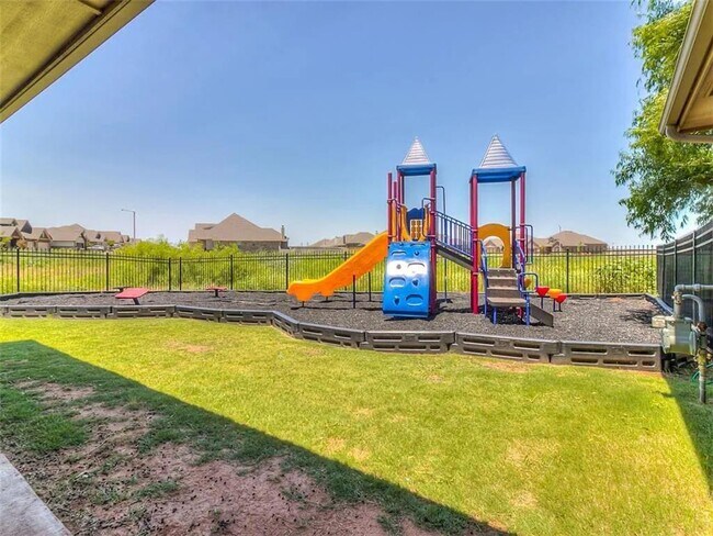 Building Photo - 8305 NW 163rd Ter