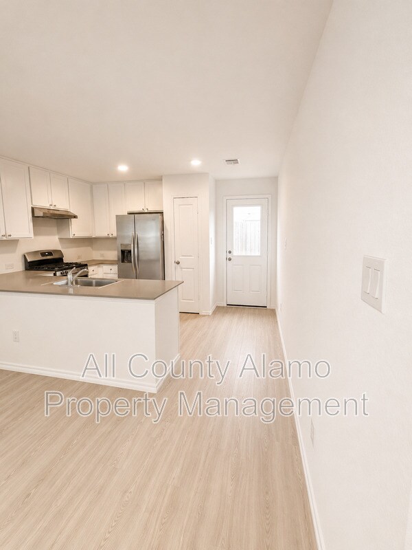 Building Photo - 9258 Honey Mesquite