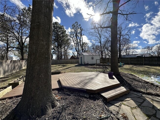 Building Photo - 1004 SE 4th St