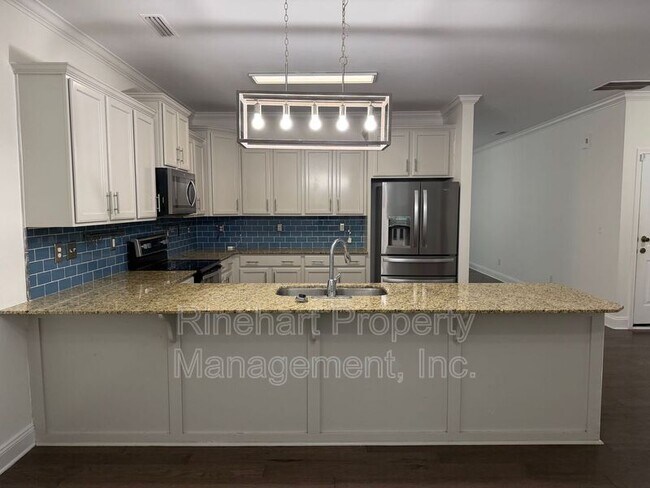Building Photo - 1049 Ellis Pond Dr