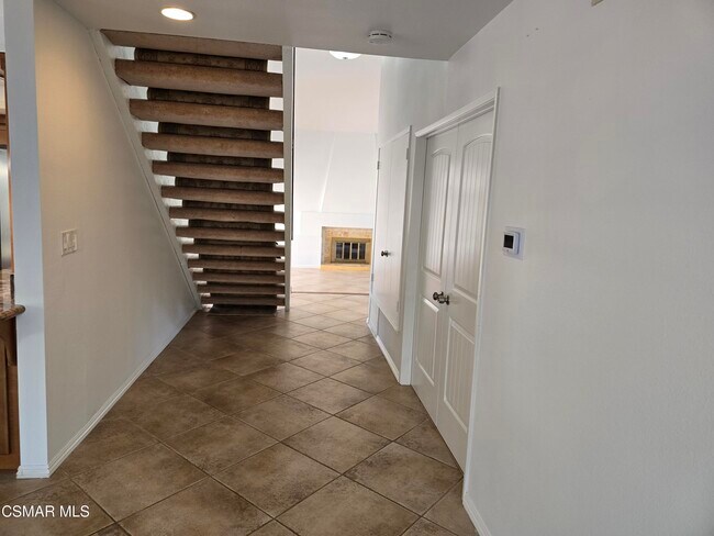 Building Photo - 2831 Shirley Dr