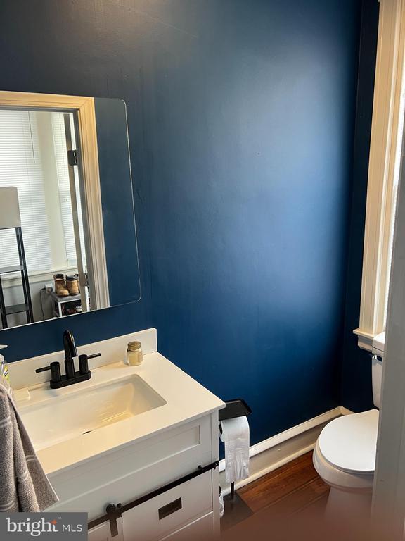 Building Photo - 655 Gerhard St