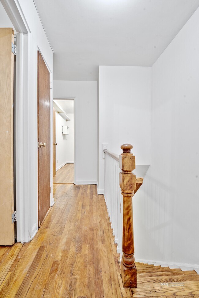 Building Photo - 3828A Barnes Ave