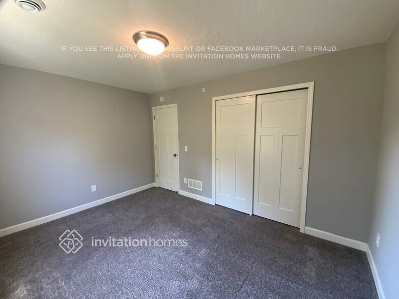 Building Photo - 6486 Inspire Cir S