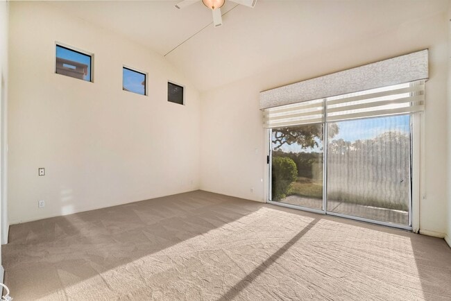 Building Photo - Charming Guard-Gated Southwest Las Vegas Townhome with Fireplace & Golf Course Views!