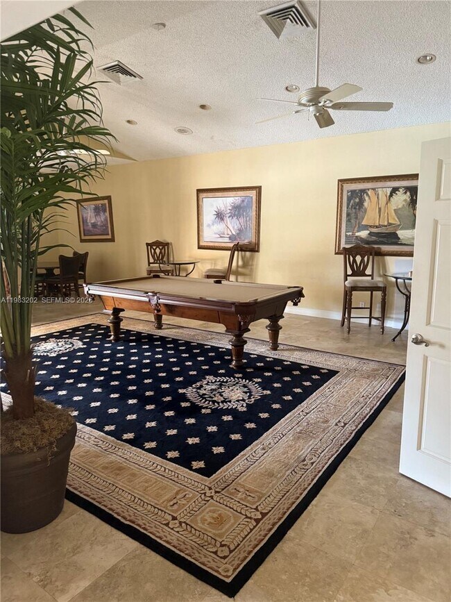 Building Photo - 3310 Pinewalk Dr N