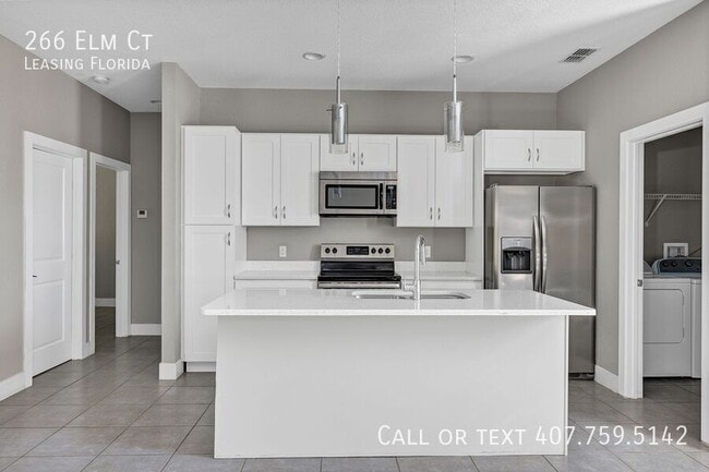 Building Photo - 266 Elm Ct