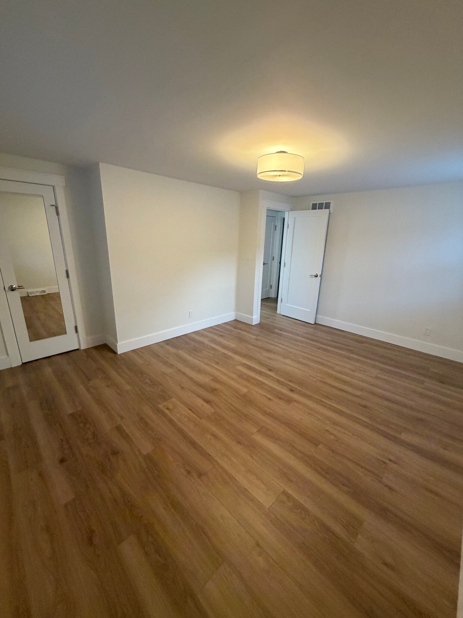 Building Photo - 157 Marine Dr