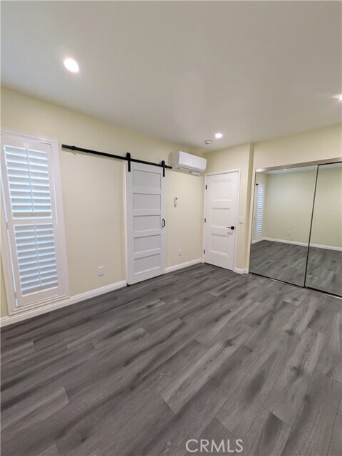 Building Photo - 4309 E 56th St