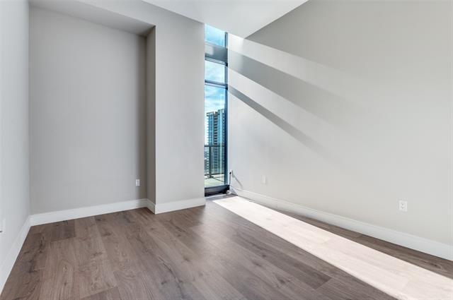 Building Photo - 3003 Maple Ave