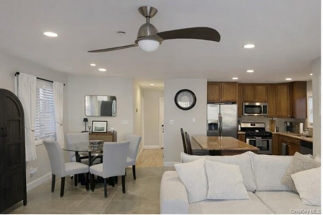 Building Photo - 45 Maryland Ave