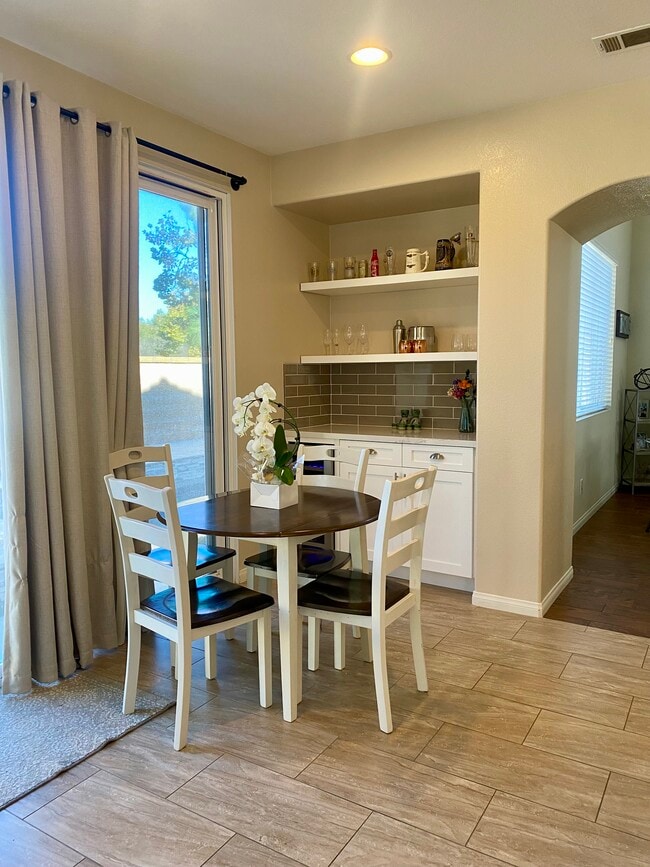 Building Photo - 32434 Campo Dr