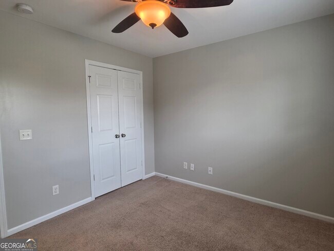 Building Photo - 57 Tranquil Pl