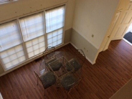 Building Photo - 926 Mill Stone Dr