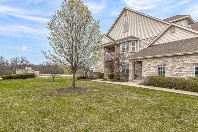 Building Photo - 4666 Sagewood Cir