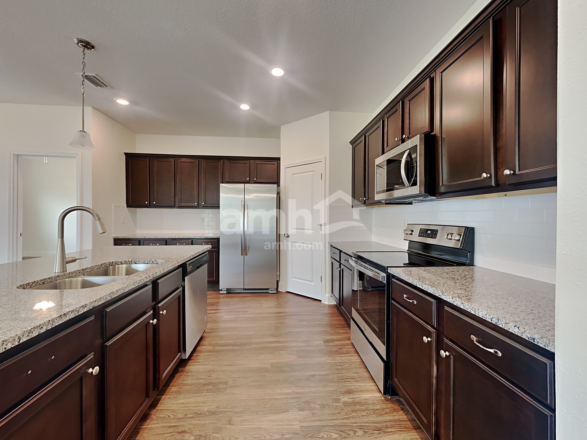 Building Photo - 5810 Hampton Creek Rd