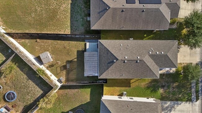 Building Photo - 8824 Southwick Dr