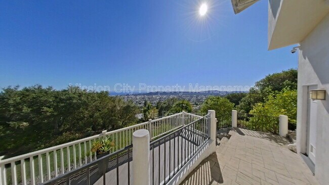 Building Photo - 1227 Viscaino Rd