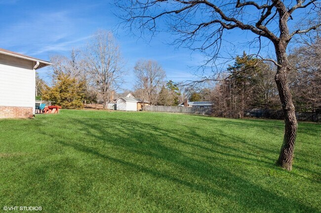 Building Photo - Long or Short term , NO HOA, fully furnished rental in SC!