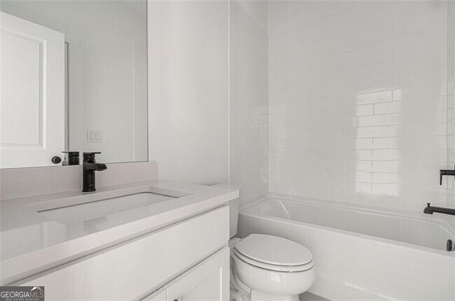 Building Photo - 7043 Foundry Dr