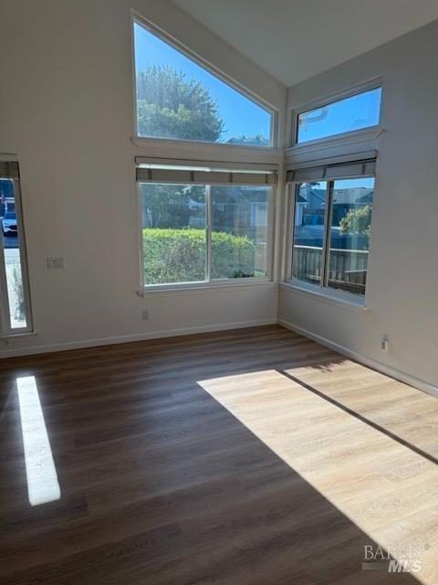 Building Photo - 503 Lupine Cir