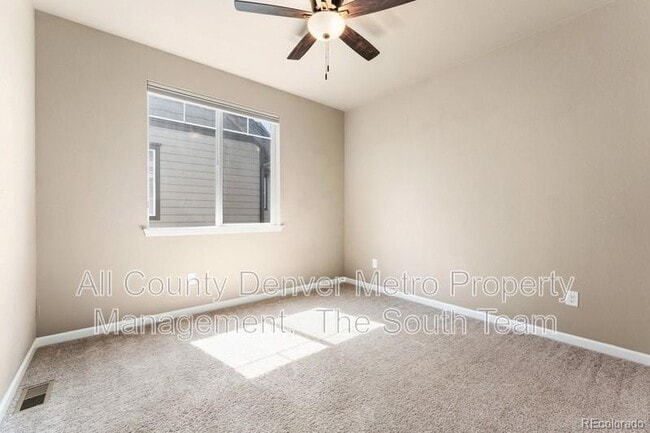 Building Photo - 536 E Fremont Pl
