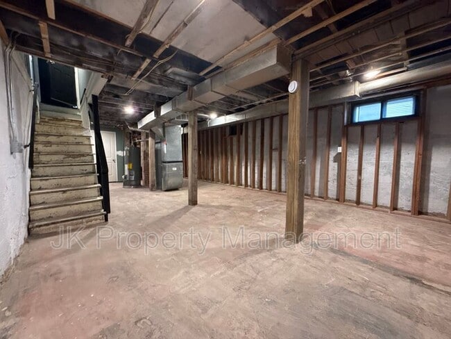 Building Photo - 1512 3rd Ave N