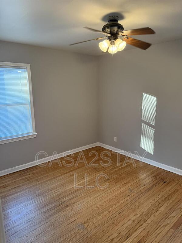 Building Photo - 1607 Algonquin Pkwy