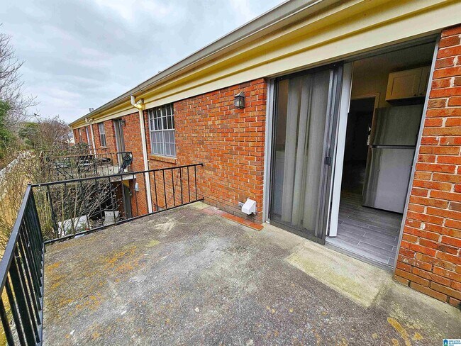 Building Photo - 3425 Sandner Ct