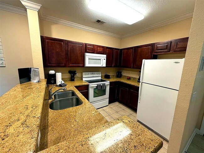 Building Photo - 1370 Tuscan Terrace