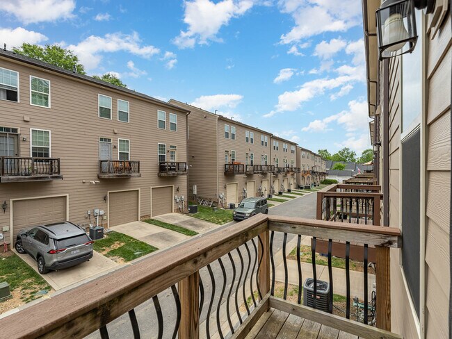 Building Photo - 13844 Winmau Ln