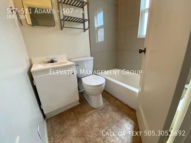 Building Photo - 507-511 Adams - 507-4