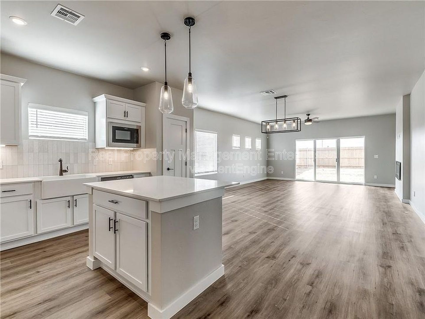 Building Photo - 8104 NW 151st Cir