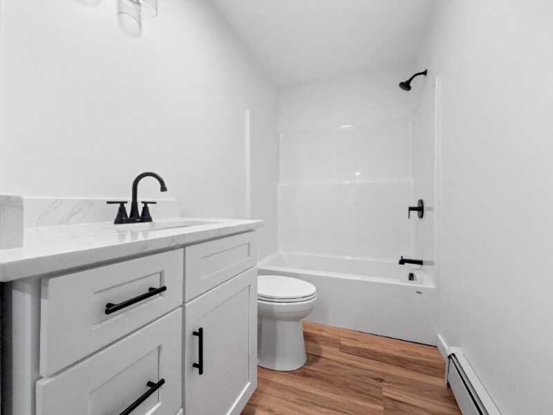 Building Photo - 107 Abbott St