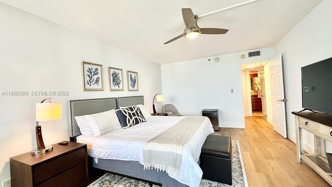 Building Photo - 5200 N Ocean Dr