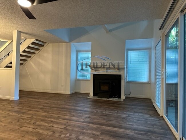 Building Photo - 3 bedroom, 2 ½ bath townhouse, located in The Grove gated community